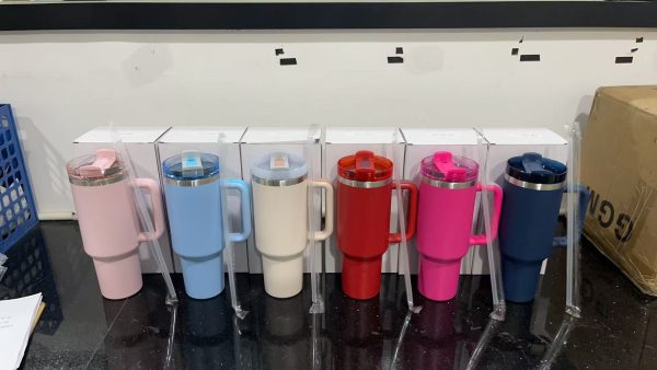 China to USA Sea freight 28 Days 40oz tumbler with handle H2.0 Blank Vacuum Tumbler Laser Engravable Powder Coat