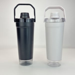 China to USA Sea freight 28 Days 600ML Shaker water bottles Insulated Stainless Steel Shaker Bottle Powder Coated for Laser Engraving